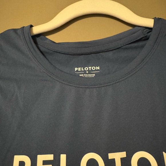 Peloton Navy Blue Tank Size S - Picture 2 of 3